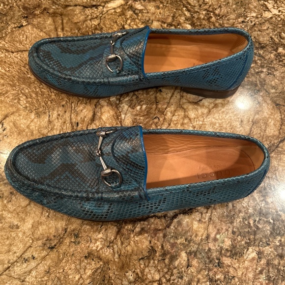 Authentic Gucci Python Snake Skin Turquoise Blue/Black Leather Men Loafer US 9.5 main image 6